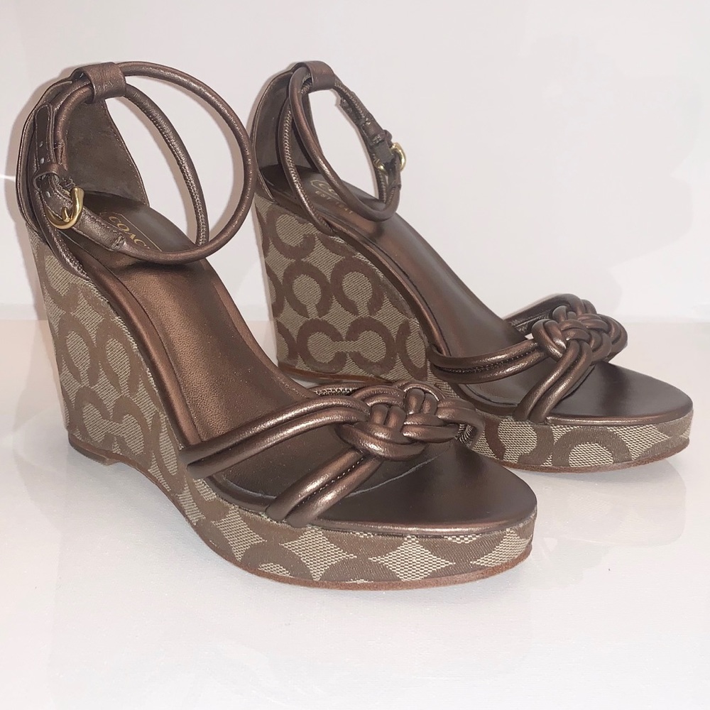 Coach Wedges